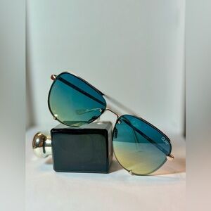 QUAY HIGH KEY MINI RIMLESS gold/blue turqouise